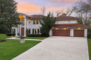 3 Farington Way, The Woodlands, TX 77382