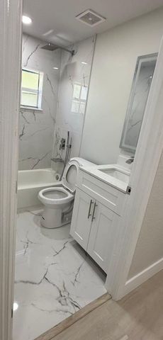 1215 NW 2nd Street, Fort Lauderdale, FL 33311