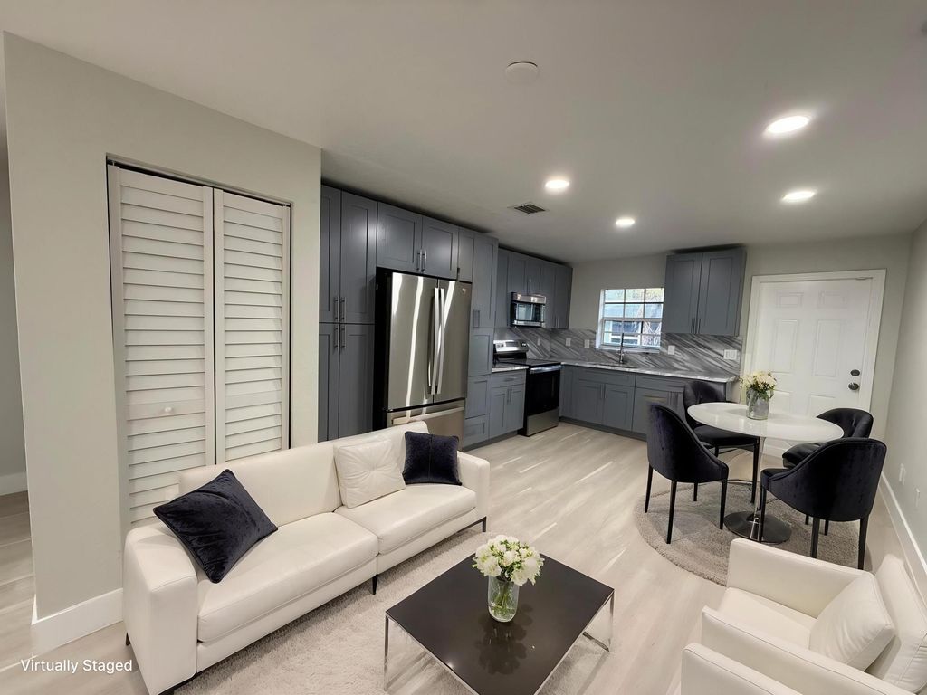 1215 NW 2nd Street, Fort Lauderdale, FL 33311