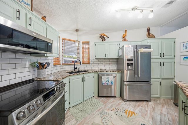 701 AQUI ESTA DRIVE 230, Punta Gorda, FL 33950