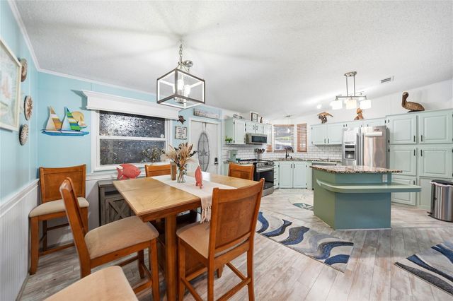 701 AQUI ESTA DRIVE 230, Punta Gorda, FL 33950