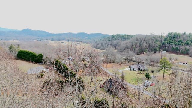 67 Eagle Lane, Hayesville, NC 28904