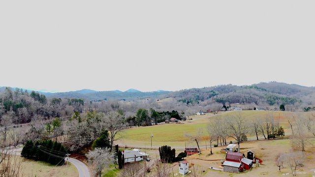 67 Eagle Lane, Hayesville, NC 28904