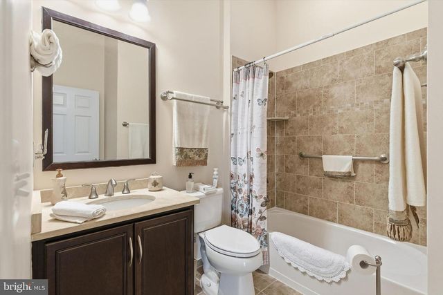 10 IVERNESS CT, Forked River, NJ 08731