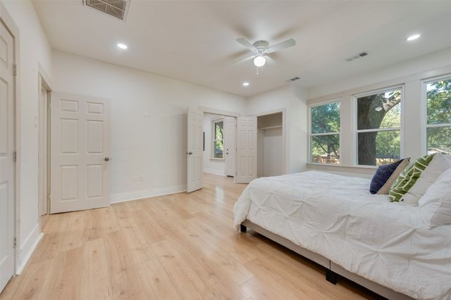 922 Cristler Avenue, Dallas, TX 75223