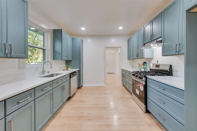 922 Cristler Avenue, Dallas, TX 75223