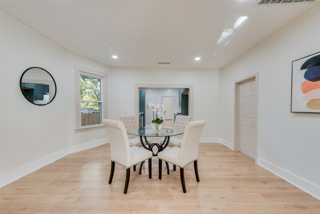 922 Cristler Avenue, Dallas, TX 75223