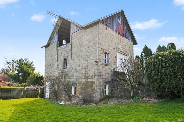 63924 State Road 331 Road, South Bend, IN 46614