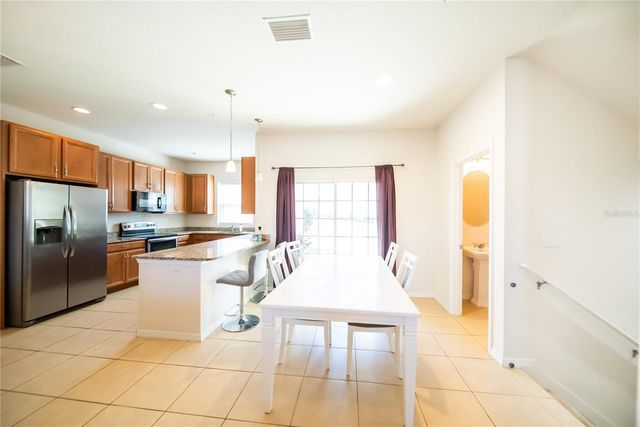 980 LAKEFRONT VILLAGE DRIVE, Clermont, FL 34711