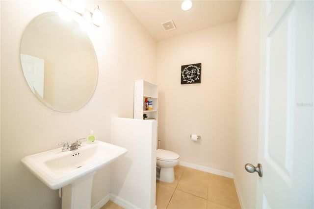 980 LAKEFRONT VILLAGE DRIVE, Clermont, FL 34711