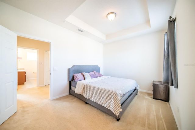 980 LAKEFRONT VILLAGE DRIVE, Clermont, FL 34711