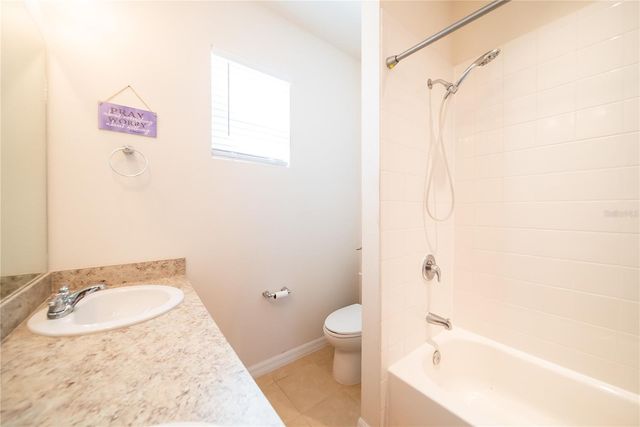 980 LAKEFRONT VILLAGE DRIVE, Clermont, FL 34711