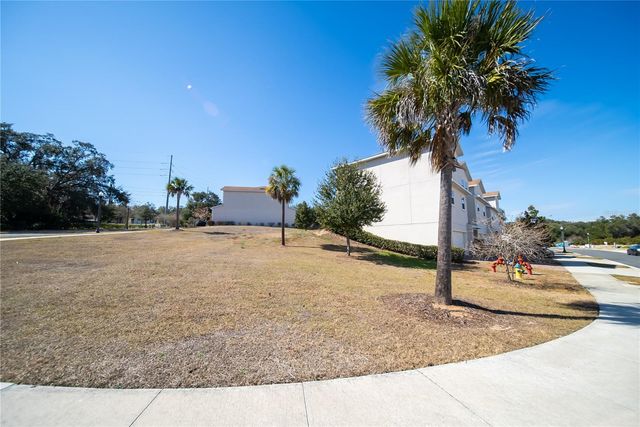 980 LAKEFRONT VILLAGE DRIVE, Clermont, FL 34711