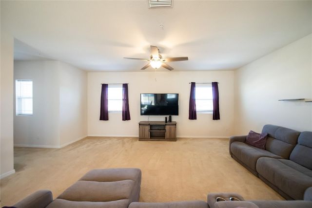 980 LAKEFRONT VILLAGE DRIVE, Clermont, FL 34711