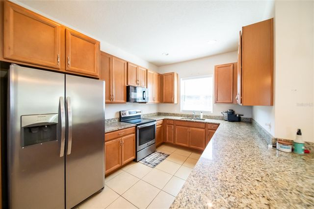 980 LAKEFRONT VILLAGE DRIVE, Clermont, FL 34711