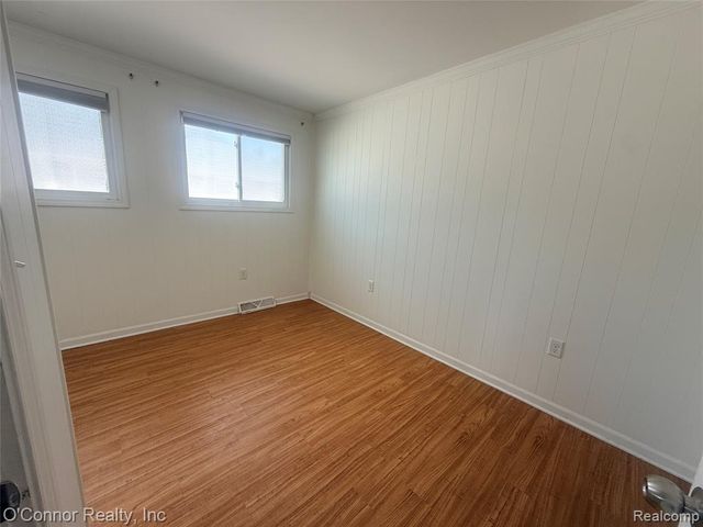 1930 Gratiot Blvd, Marysville, MI 48040