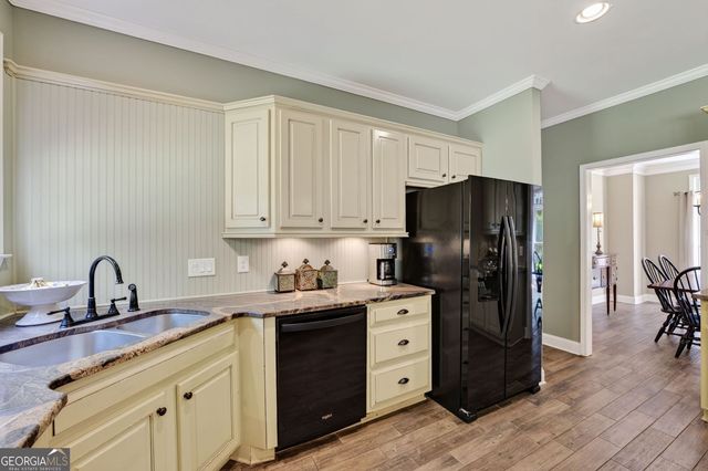 1485 Chattahoochee Run Drive, Suwanee, GA 30024