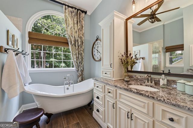 1485 Chattahoochee Run Drive, Suwanee, GA 30024