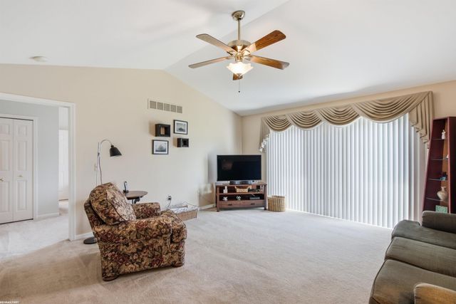 17248 Mayfield Drive, Macomb Twp, MI 48042