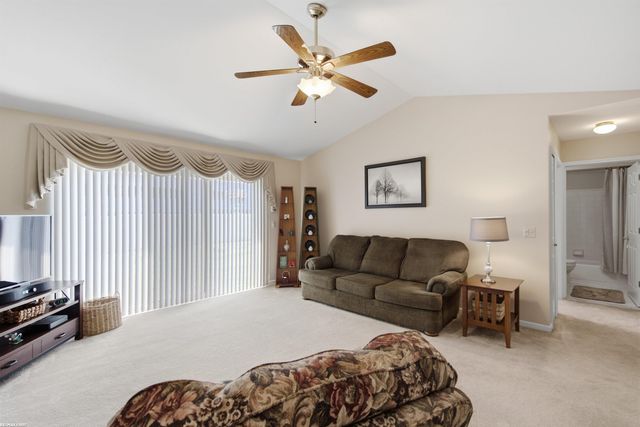 17248 Mayfield Drive, Macomb Twp, MI 48042
