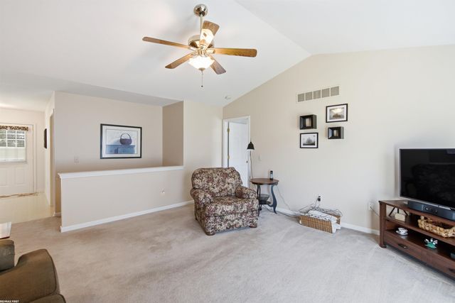 17248 Mayfield Drive, Macomb Twp, MI 48042