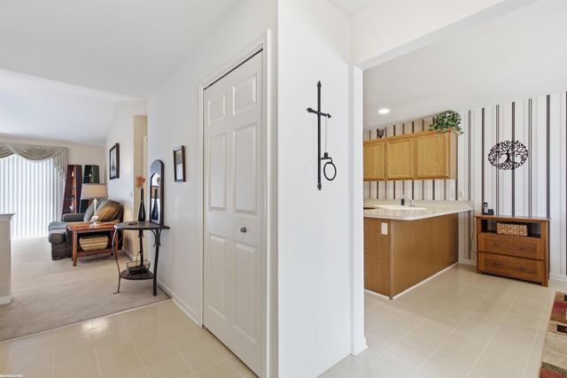 17248 Mayfield Drive, Macomb Twp, MI 48042