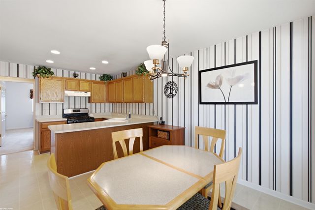 17248 Mayfield Drive, Macomb Twp, MI 48042