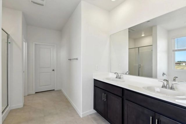 4569 Holiday Ln, Lincoln, CA 95648