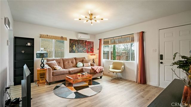 6972 Tamarisk Avenue, Yucca Valley, CA 92284
