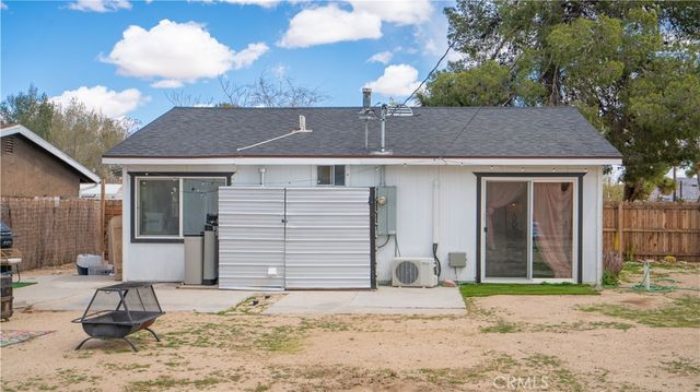 6972 Tamarisk Avenue, Yucca Valley, CA 92284