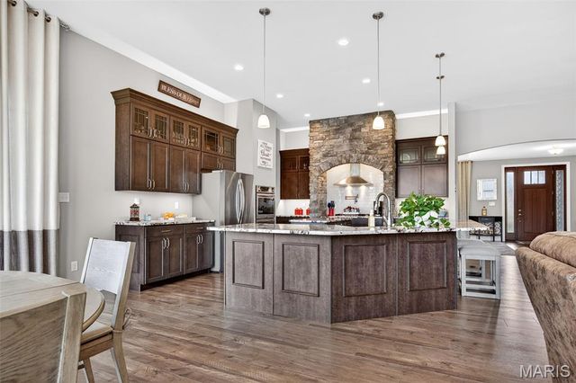 408 Hamlet Court, Lake St Louis, MO 63367