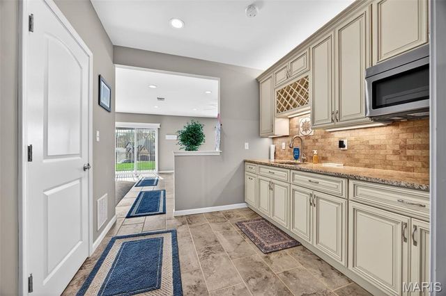 408 Hamlet Court, Lake St Louis, MO 63367