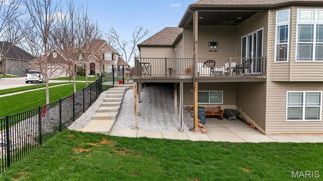 408 Hamlet Court, Lake St Louis, MO 63367