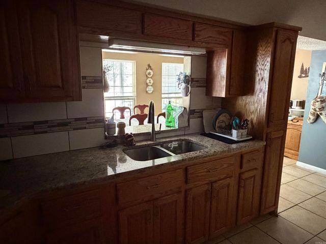 417 Old Military Rd, Conway, AR 72034