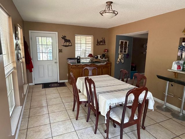 417 Old Military Rd, Conway, AR 72034