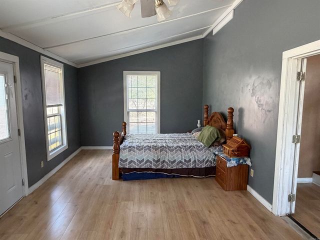 417 Old Military Rd, Conway, AR 72034