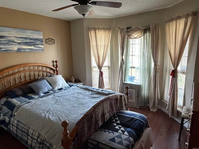 417 Old Military Rd, Conway, AR 72034