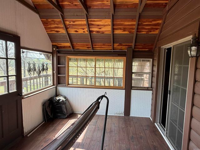 417 Old Military Rd, Conway, AR 72034