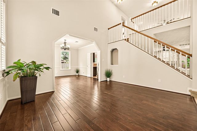 412 Melodywood Drive, Friendswood, TX 77546