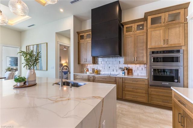 1534 NW 40th PL, Cape Coral, FL 33993