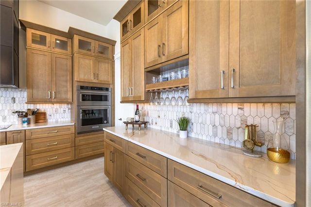 1534 NW 40th PL, Cape Coral, FL 33993