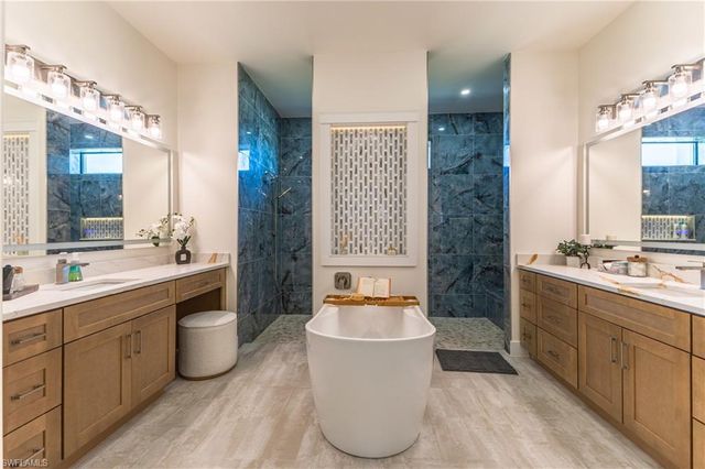 1534 NW 40th PL, Cape Coral, FL 33993