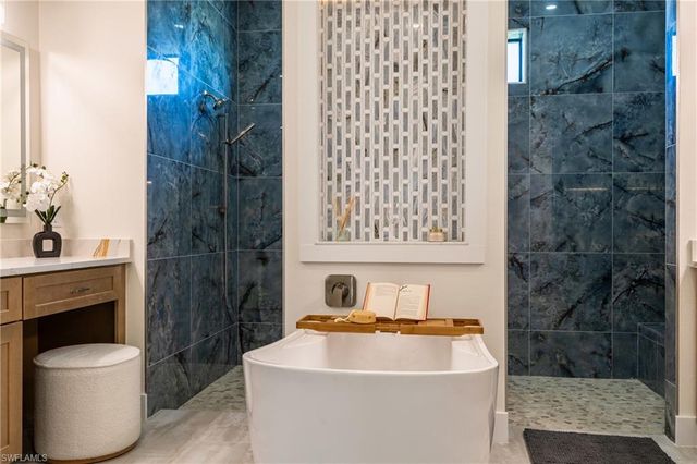 1534 NW 40th PL, Cape Coral, FL 33993