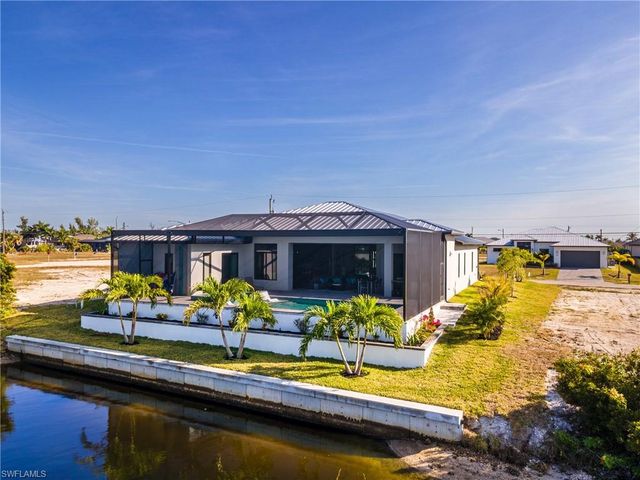 1534 NW 40th PL, Cape Coral, FL 33993