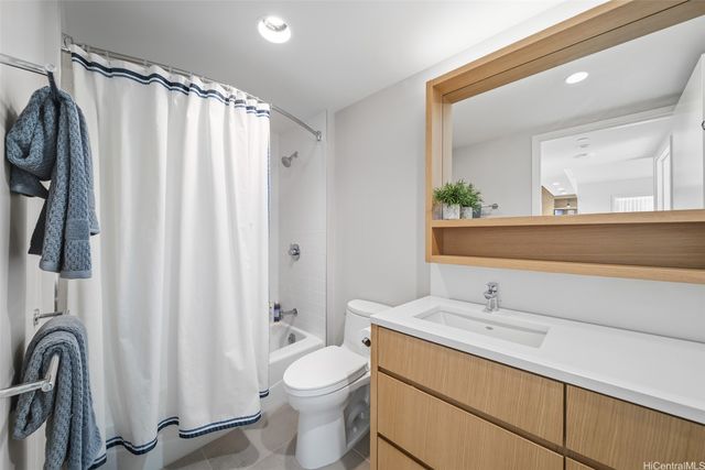 1388 Kapiolani Boulevard 1801, Honolulu, HI 96814