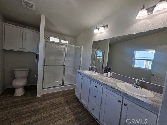 999 S Santa Fe Avenue 66, San Jacinto, CA 92583