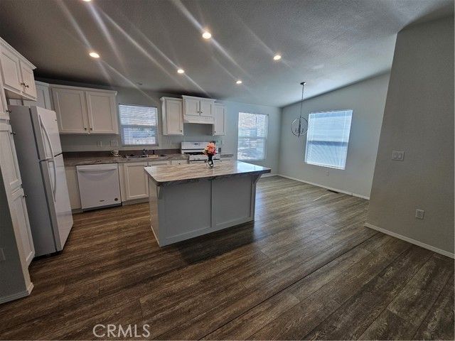 999 S Santa Fe Avenue 66, San Jacinto, CA 92583