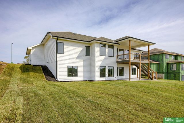 10907 S 102nd Street, Papillion, NE 68046