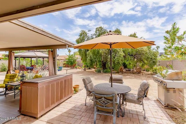 2231 E KAREN Drive, Phoenix, AZ 85022