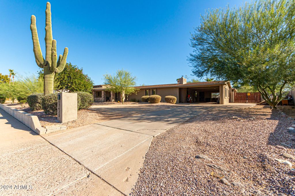12423 N 64th Street, Scottsdale, AZ 85254